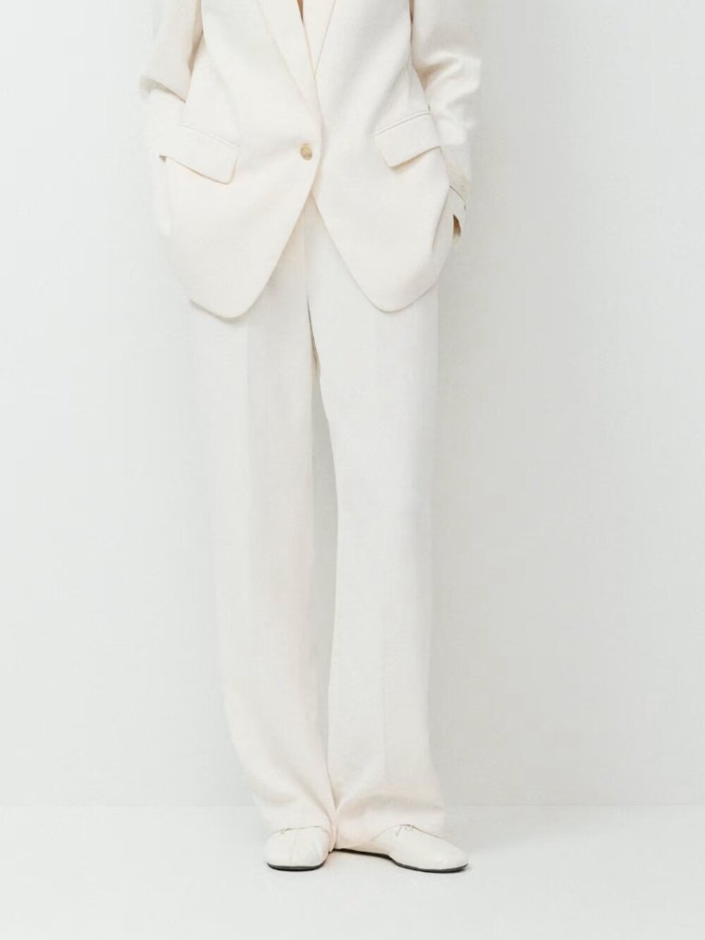 Aritzia Wilfred The Effortless Pant